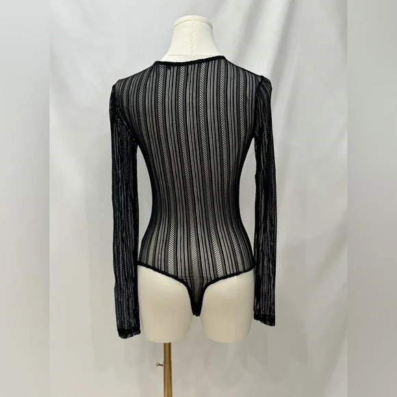 BCBGMAXAZRIA Black Sheer Lace Long Sleeve Bodysuit Size S - Picture 3 of 6